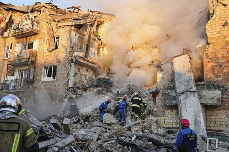 Death toll in Kyiv rises to 10 after Russian missile strikes-UPDATED