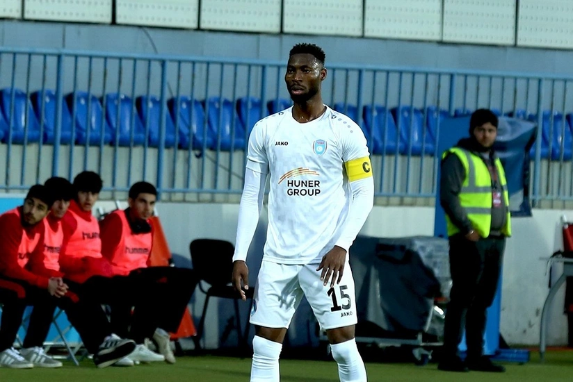 Turan Tovuzun futbolçusu Toqo millisinə dəvət alıb