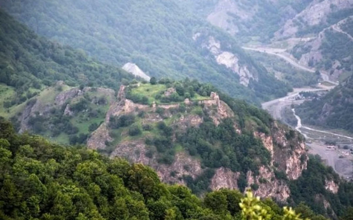 Kəlbəcərdə çətin relyefli ərazidə hava şəraiti ilə bağlı axtarış-qazıntı işləri başa çatıb