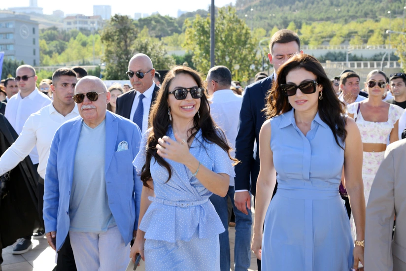 At gücü - klassik avtomobillərin yürüşü və çövkən oyunu keçirilib