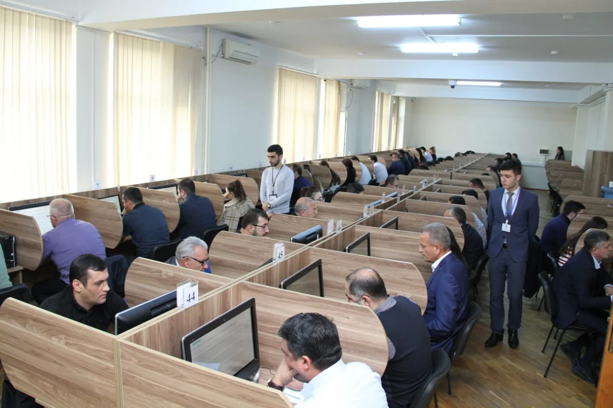 Vəkilliyə qəbulla bağlı növbəti test imtahanına elektron müraciət başlayıb