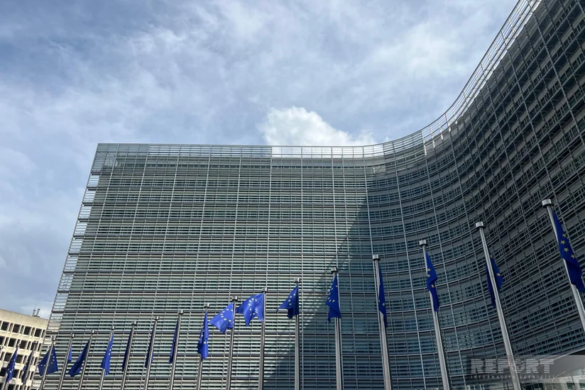 European Commission plans to transfer €90B to Ukraine by end of 2027