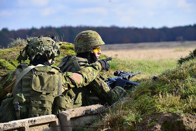 Масштабные учения с участием военнослужащих НАТО начались в Латвии