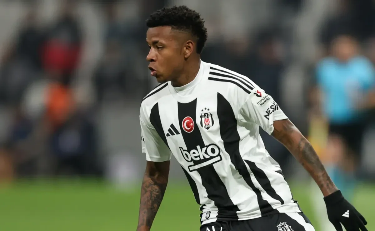 Beşiktaşın futbolçusu Braziliya klubuna transfer olunub
