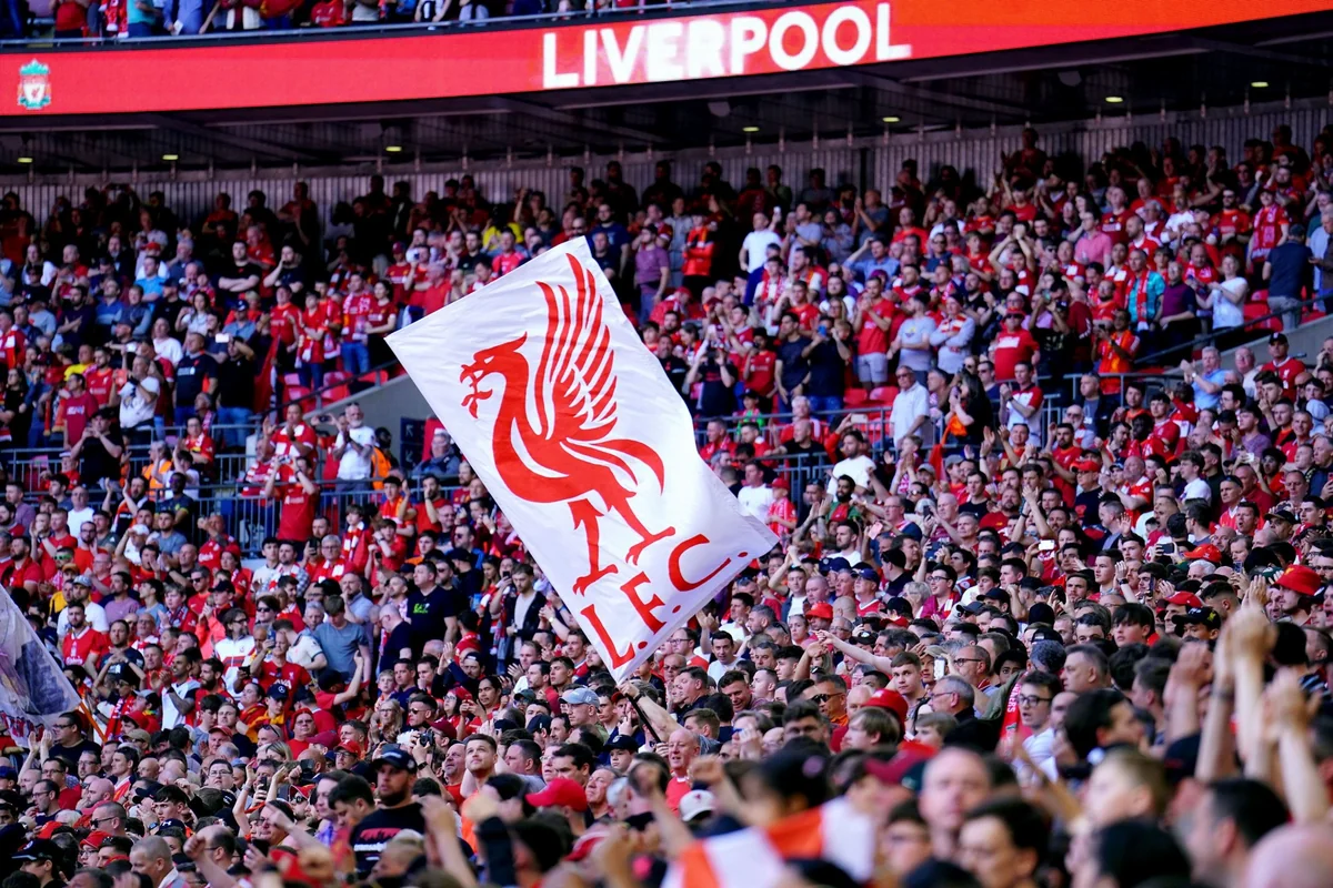 Liverpulun azarkeşi Ginnesin Rekordlar Kitabına düşüb