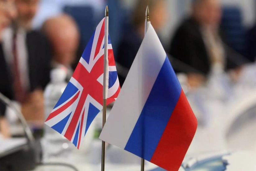 UK imposes sanctions on four Russian oil companies