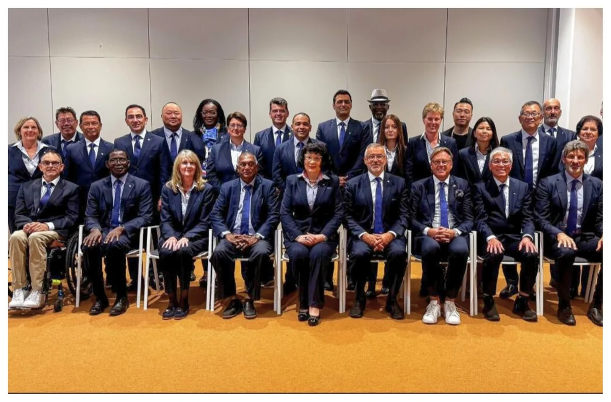 Azerbaijan represented at Badminton World Federation Council meeting in Paris