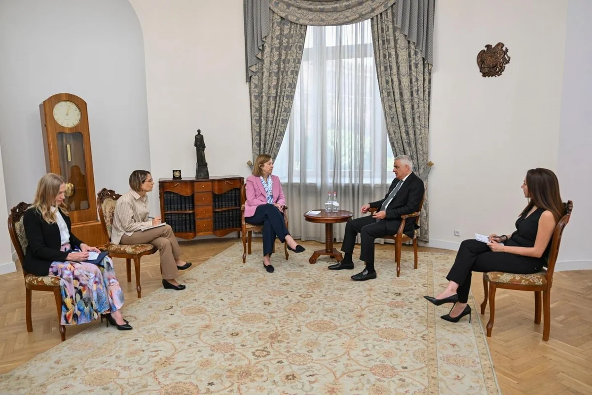 Armenian Deputy PM, US Ambassador discuss opening of communications in South Caucasus