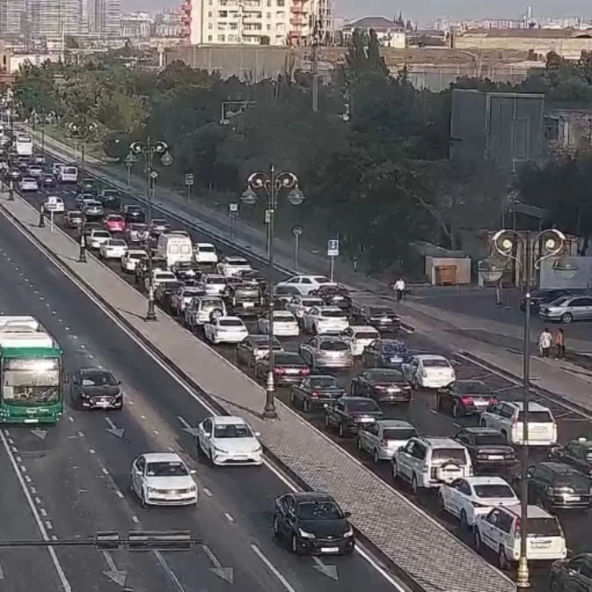 Bakının bir sıra yollarında tıxac müşahidə olunur