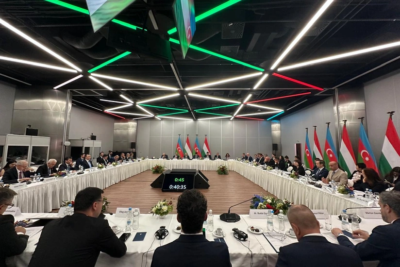 Sahil Babayev: Ermənistanla sülh prosesi çərçivəsində elan edilmiş nəqliyyat və yaşıl enerji dəhlizləri Macarıstanla əməkdaşlıq üçün geniş imkanlar açır