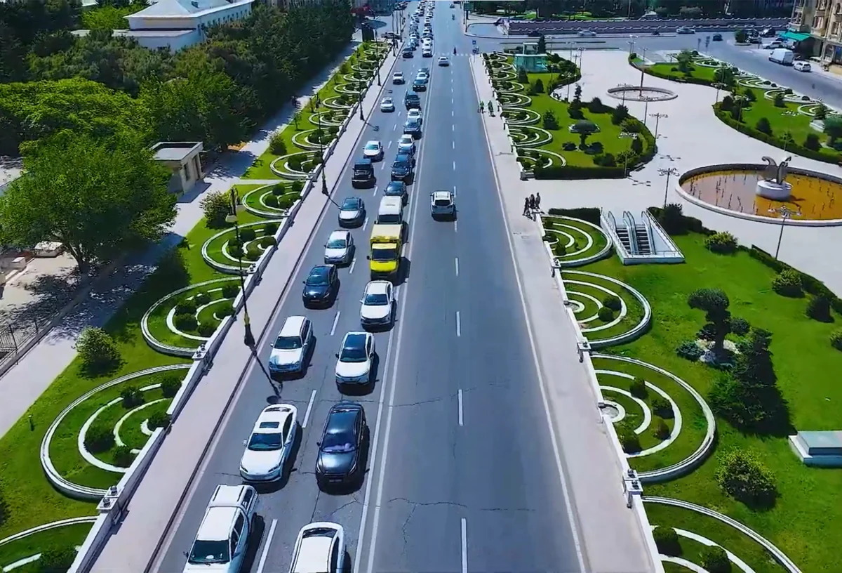 Bakının Koroğlu Rəhimov küçəsində hərəkətin təşkilində dəyişikliklər edilir