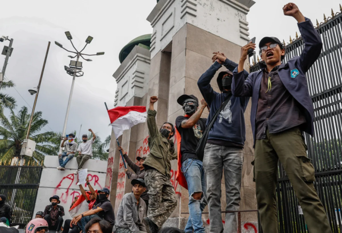 Jakarta streets quiet on holiday after more than one week of protests