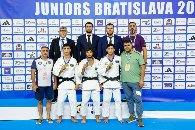 Молодежная сборная Азербайджана по дзюдо заняла первое место на чемпионате Европы