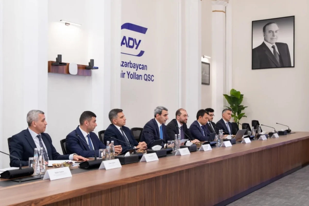 Rövşən Rüstəmov: Zəngəzur dəhlizi Orta Dəhliz üzrə yük axınlarının fasiləsizliyini təmin edəcək