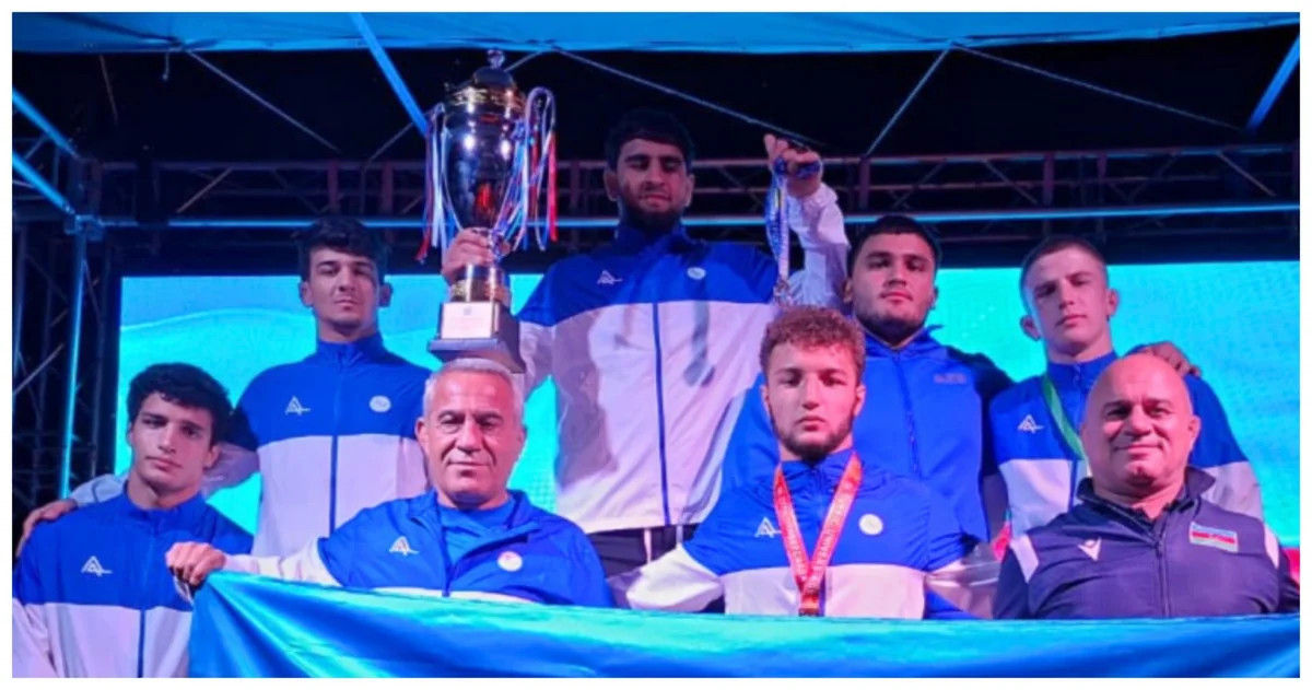 Азербайджанские борцы завоевали 8 медалей на Универсиаде