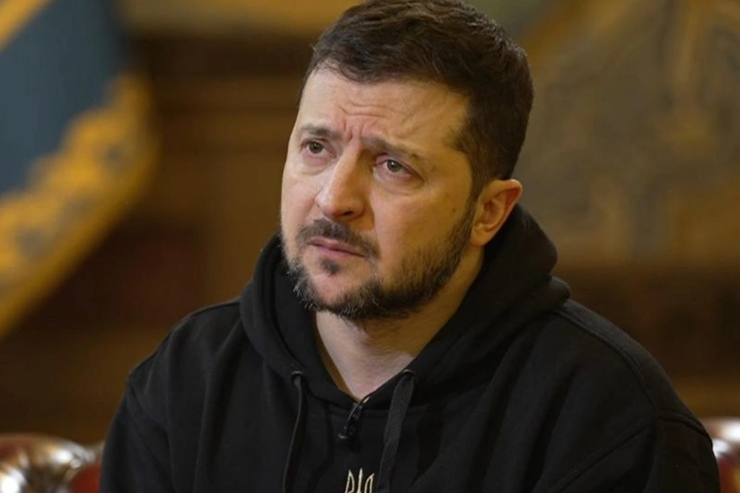 Zelenski: Rusiyanın Ukraynaya endirdiyi zərbə nəticəsində 20-dən çox insan ölüb
