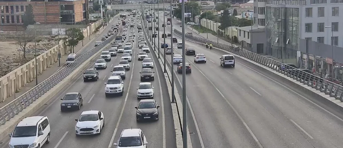 Bakıda 21 istiqamətdə tıxac var - SİYAHI, YENİLƏNİB