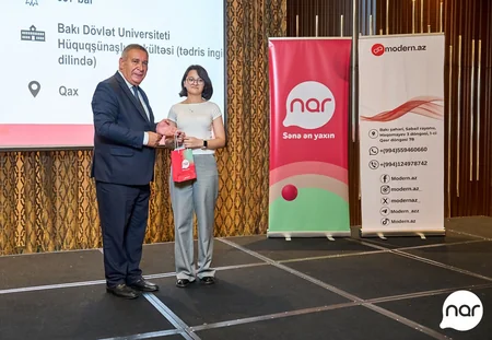 Nar ilin ən uğurlu abituriyentlərini mükafatlandırıb
