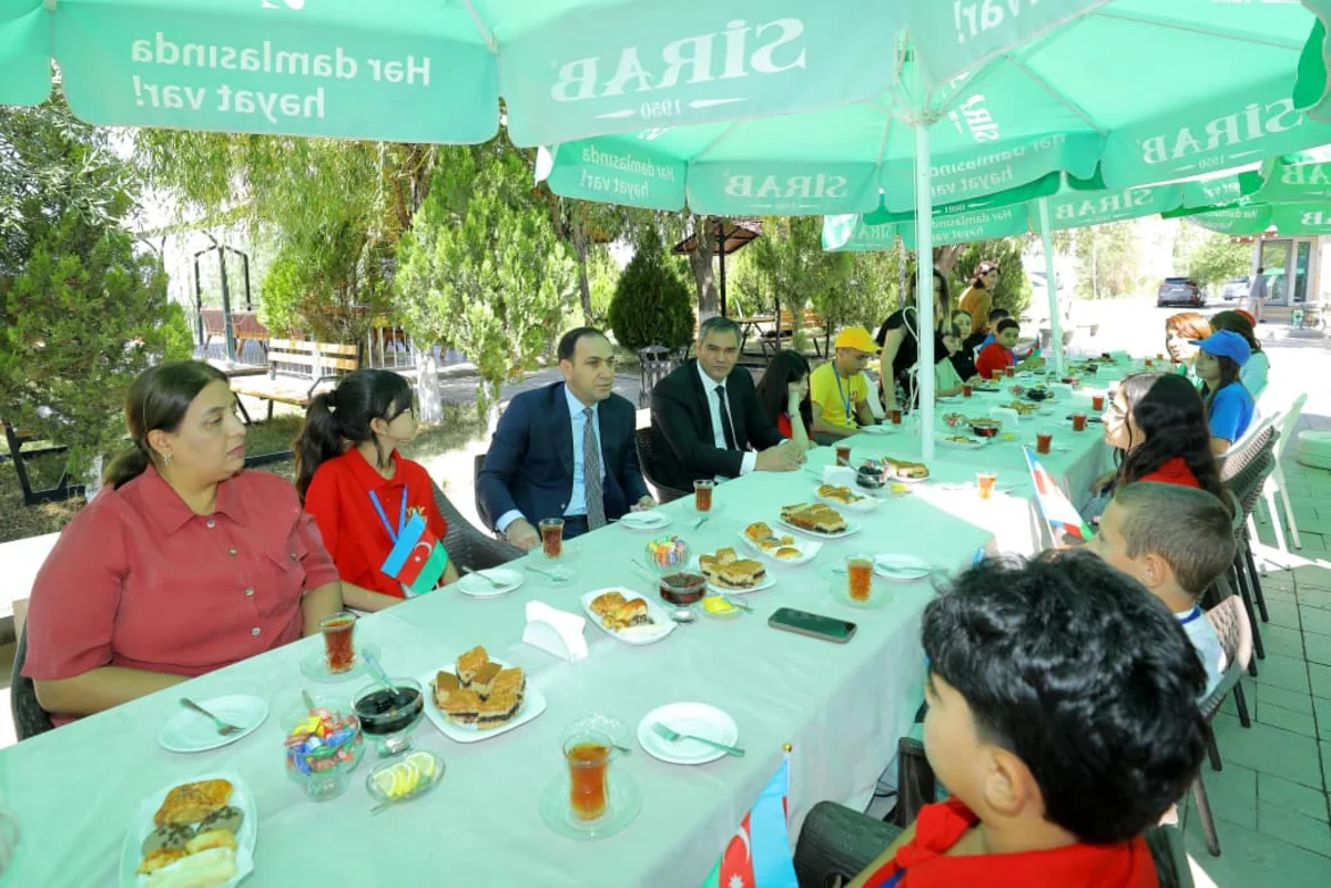 Naxçıvanda Yay düşərgəsində iştirak edən uşaqlarla görüş keçirilib