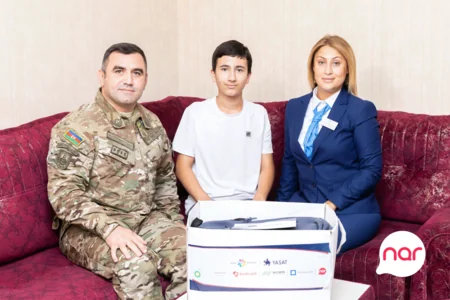 Nar və YAŞAT Fondu Bilik günü münasibətilə şəhid övladlarını təbrik edib
