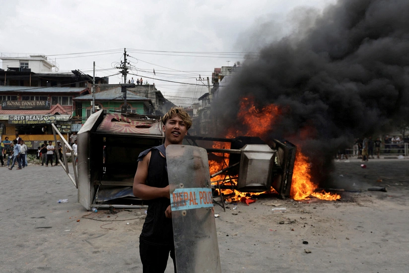 Nepali troops move to restore order as death toll rises to 22