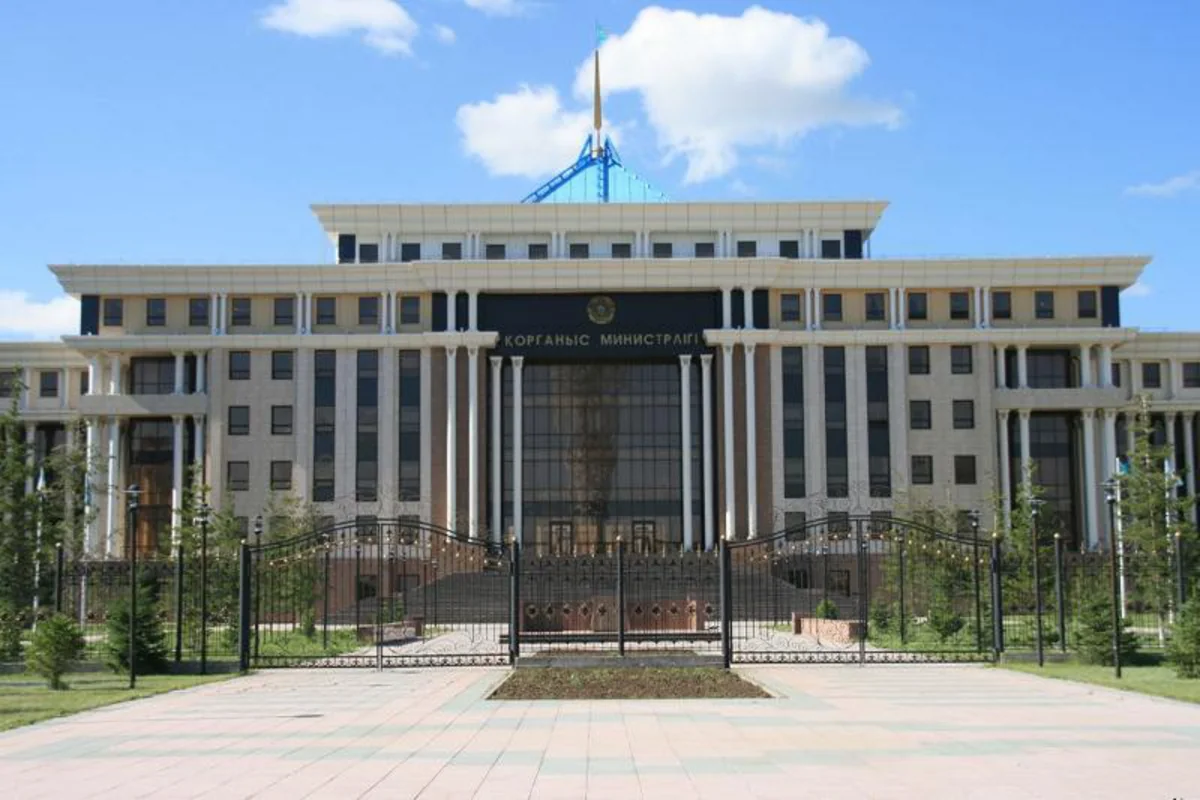 Минобороны Казахстана получило право оказывать свыше 90 платных услуг