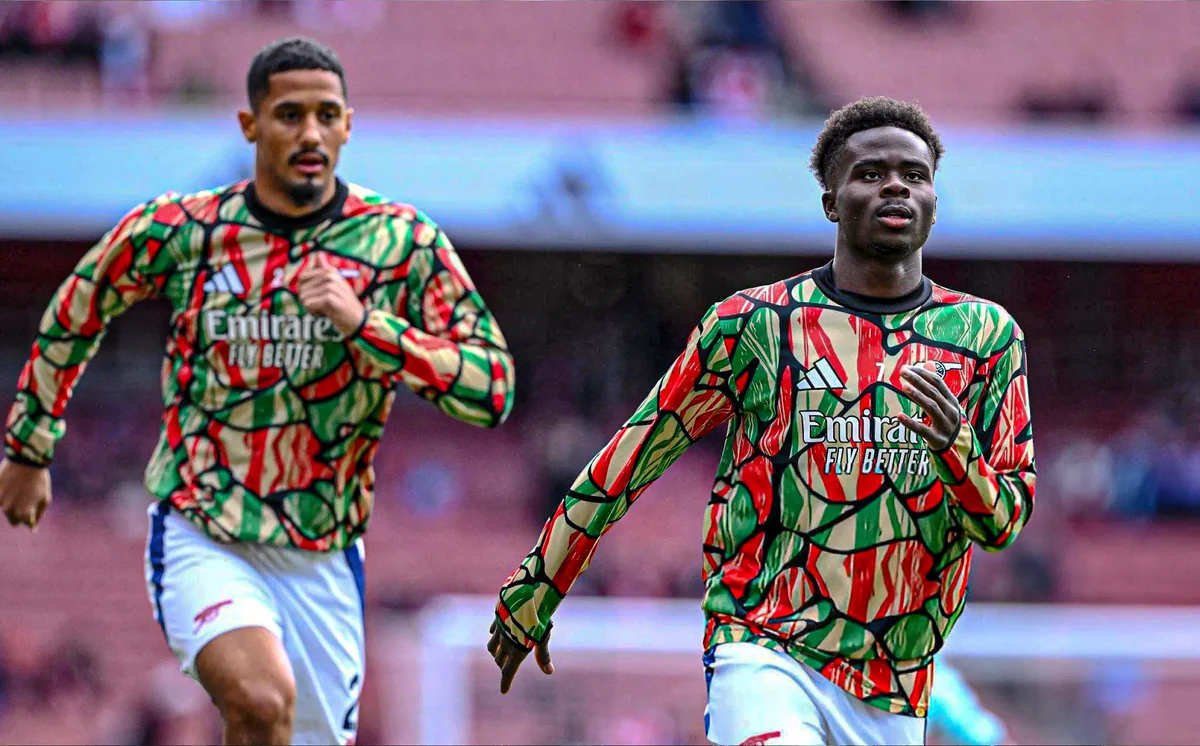 Arsenal iki futbolçusu ilə müqavilənin müddətini uzatmaq istəyir