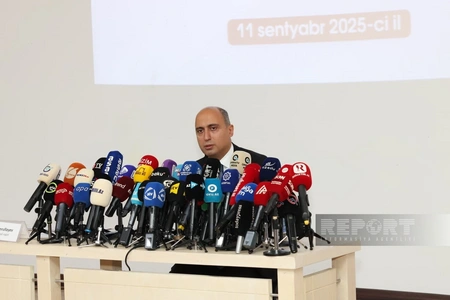Nazir: Məktəblərdə fond pulu adı altında vəsait yığılması qanunsuzdur