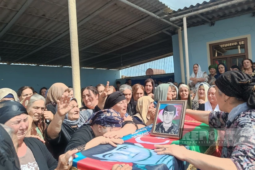 Qobustanda Birinci Qarabağ müharibəsinin itkin-şəhidi ilə vida mərasimi keçirilib
