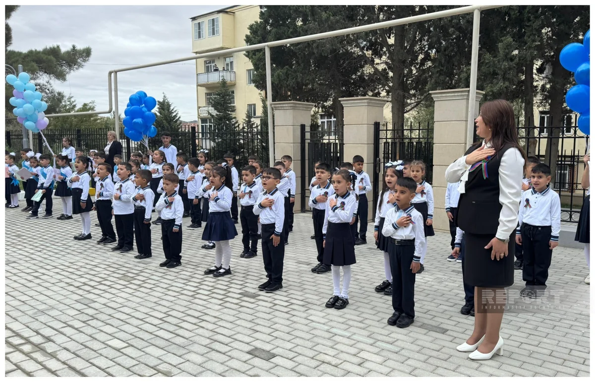 Sumqayıtda 36 nömrəli tam orta məktəbin yenidənqurmadan sonra açılışı olub