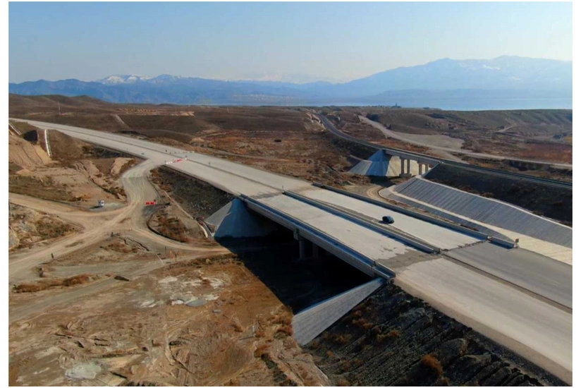 Horadiz–Cəbrayıl–Zəngilan–Ağbənd yolunun tikintisi 95 % icra olunub