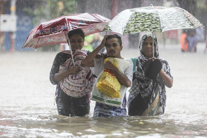 Monsoon floods and landslides kill 17 in northern India