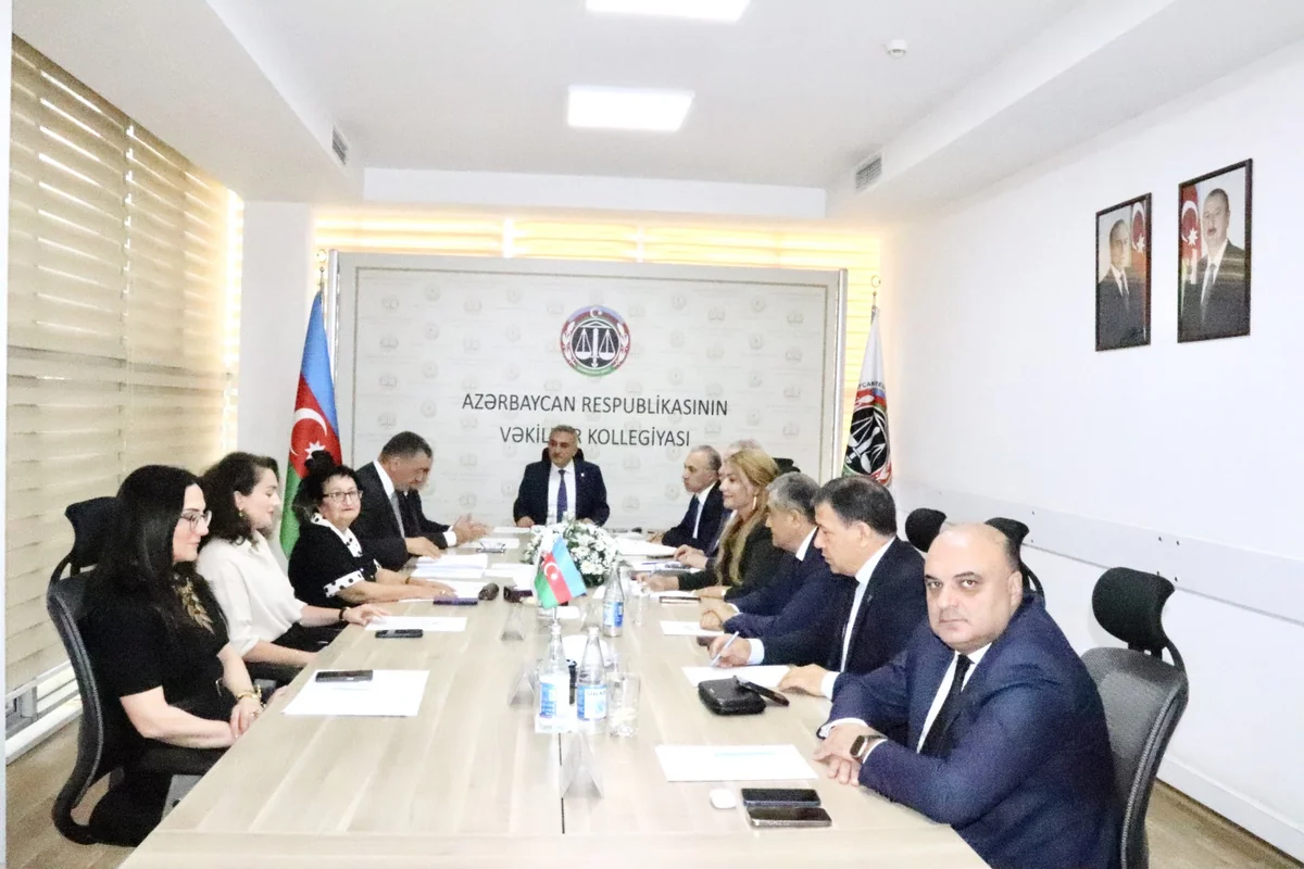 Vəkillər Kollegiyası Rəyasət Heyətinin iclasında vəkilliyə qəbulla bağlı məsələyə baxılıb