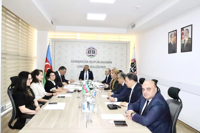 Vəkillər Kollegiyası Rəyasət Heyətinin iclasında vəkilliyə qəbulla bağlı məsələyə baxılıb