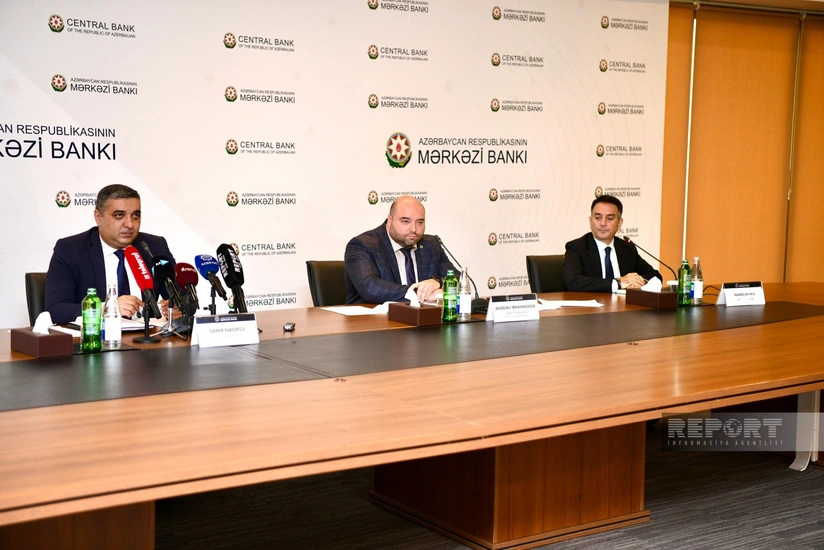 Azərbaycanın təkrar gəlirlər balansında I yarımildə 301 milyon dollar profisit olub