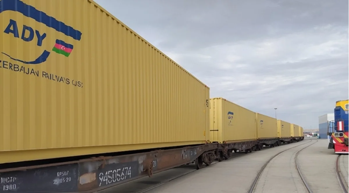 Azərbaycanda dəmir yolu ilə 8 ayda 11 milyon tondan çox yük daşınıb