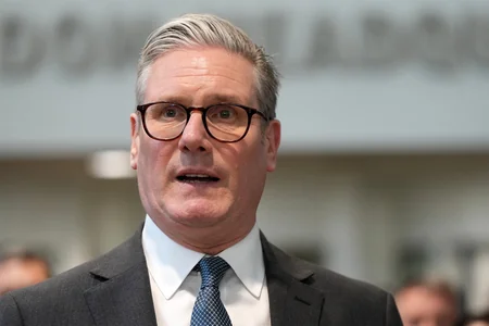 Starmer: Rusiya freqatının La-Manşda atəş açması məsuliyyətsiz hərəkətdir