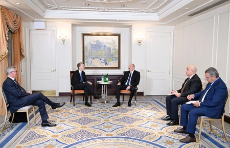 Prezident İlham Əliyev Brookfield Asset Management şirkətinin baş icraçı direktoru ilə görüşüb
