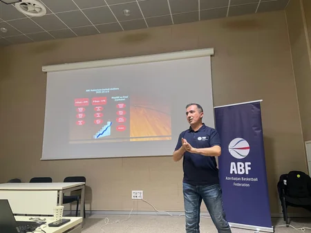Azərbaycan Basketbol Liqası hakimləri üçün yeni mövsüm öncəsi son seminar keçirilib