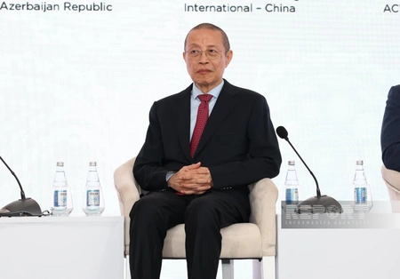 Liu Çarlz Yanşen: Azərbaycan günəş paneli istehsalı üçün konkret strategiya formalaşdırmalıdır