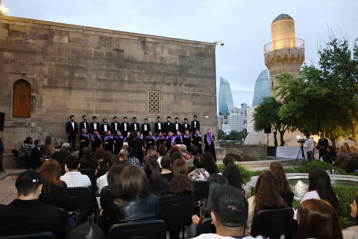 İçərişəhərdə Milli Musiqi Günü silsilə tədbirlərlə qeyd olunub