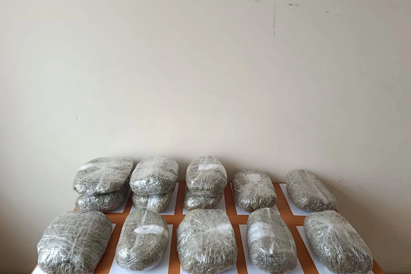 İrandan Azərbaycana 13 kq narkotik vasitənin keçirilməsinin qarşısı alınıb
