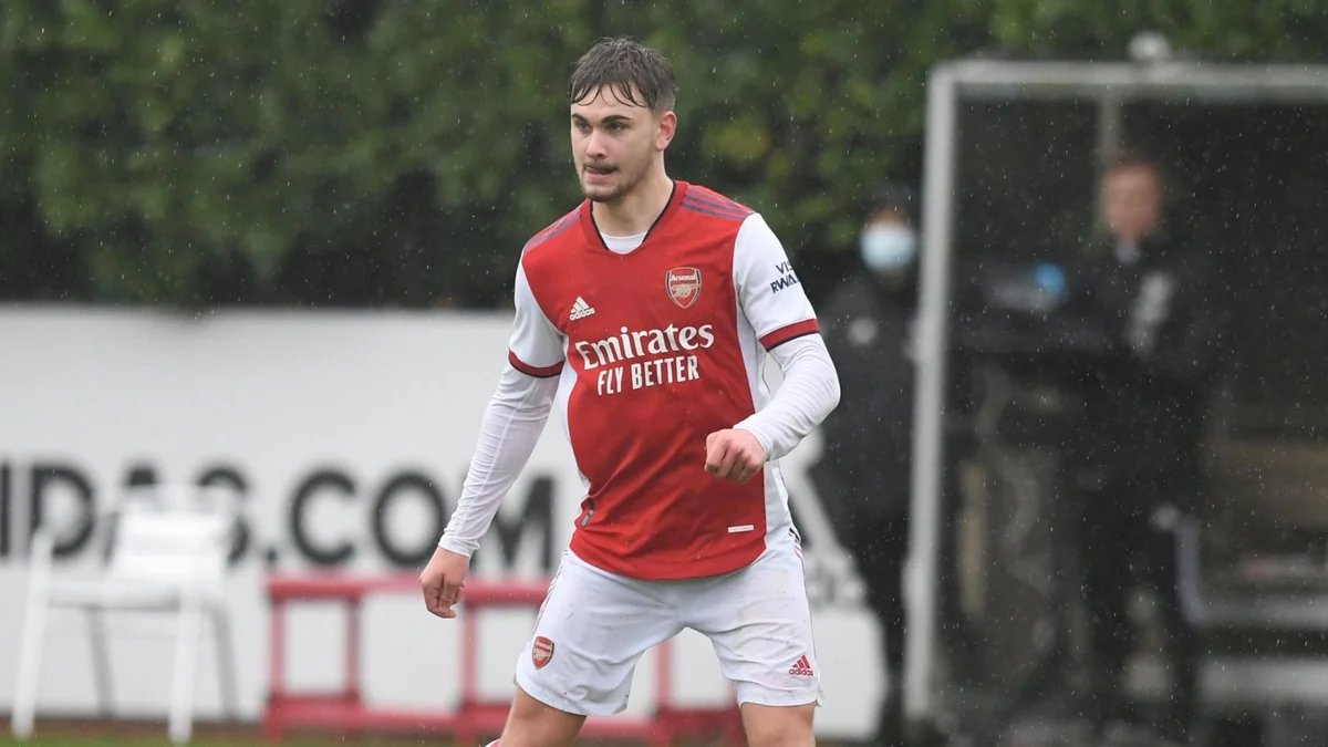 İngiltərə klubunun futbolçusu komaya düşüb