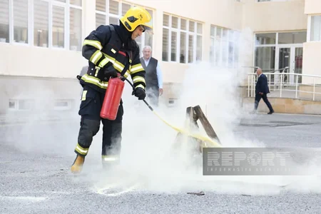 FHN Sığınacaq və Sosial Reabilitasiya Müəssisəsində təlim keçirib