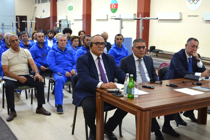 Bakıda Beynəlxalq Ağırlıqqaldırma Federasiyasının vebinarı təşkil olunub