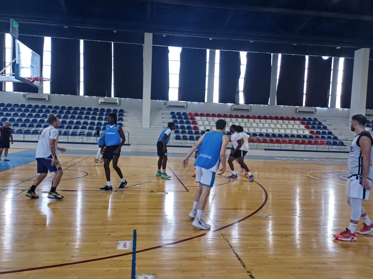 Azərbaycan Basketbol Liqasında çıxış edən klublar yoxlama oyununda üz-üzə gəliblər