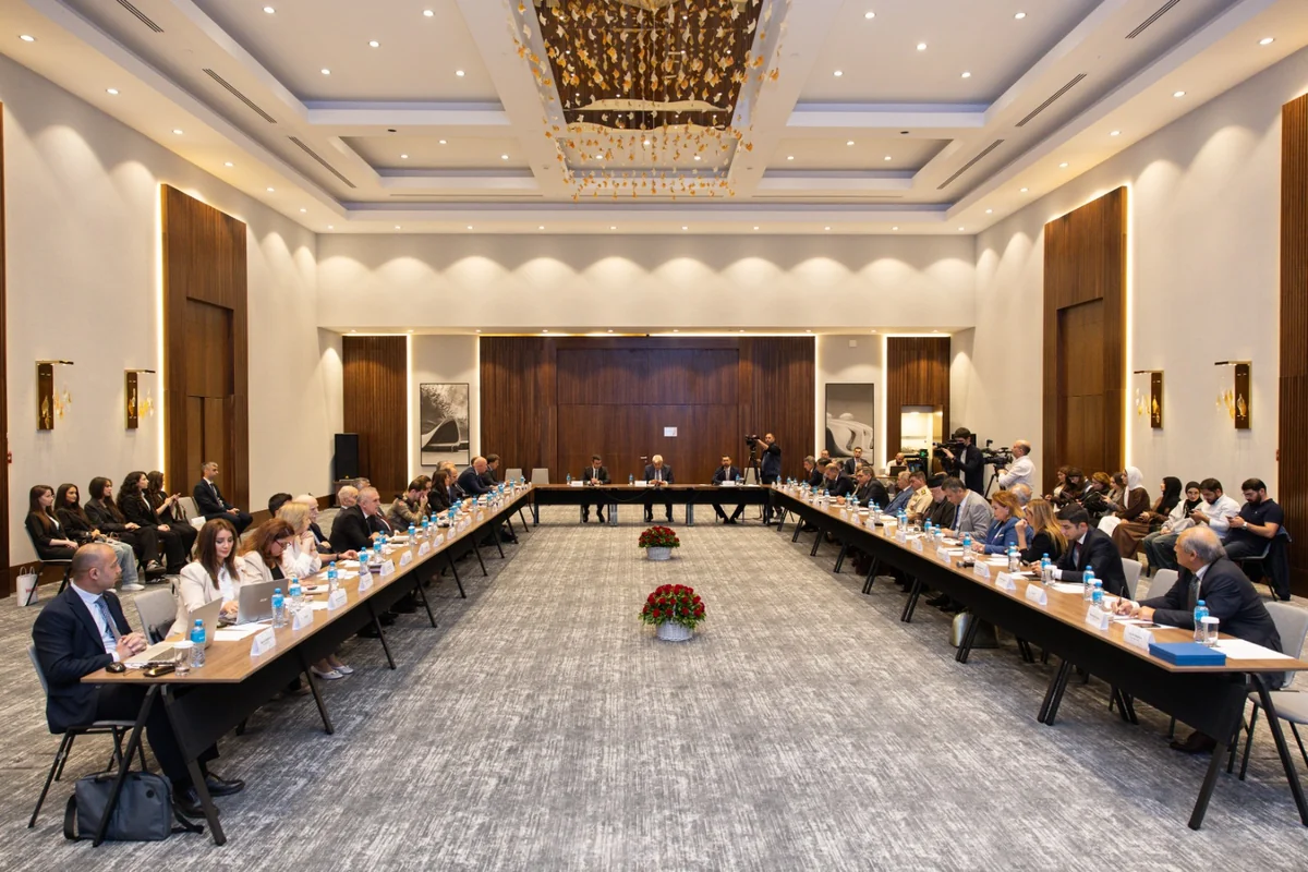 Qarabağın azad olunması və dirçəlişində ictimai həmrəyliyin rolu mövzusunda dəyirmi masa keçirilib