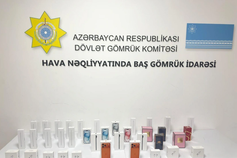 Азербайджанская таможня предотвратила ввоз мобильных телефонов в страну
