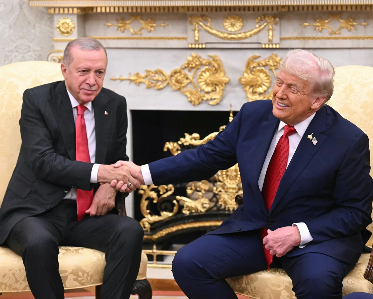 Tramp: Türkiyə ABŞ-dən F-16 və F-35 qırıcıları almaq istəyir