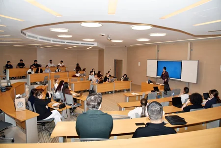 ADA-da Visiting Lecturer layihəsi üzrə dərslərə başlanılıb